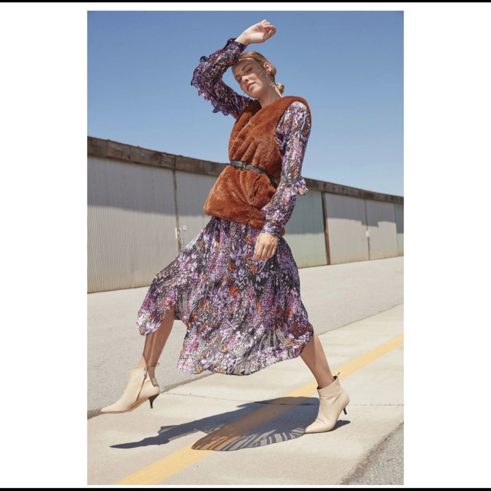 BNWT-Stella & Dot faux fur vest